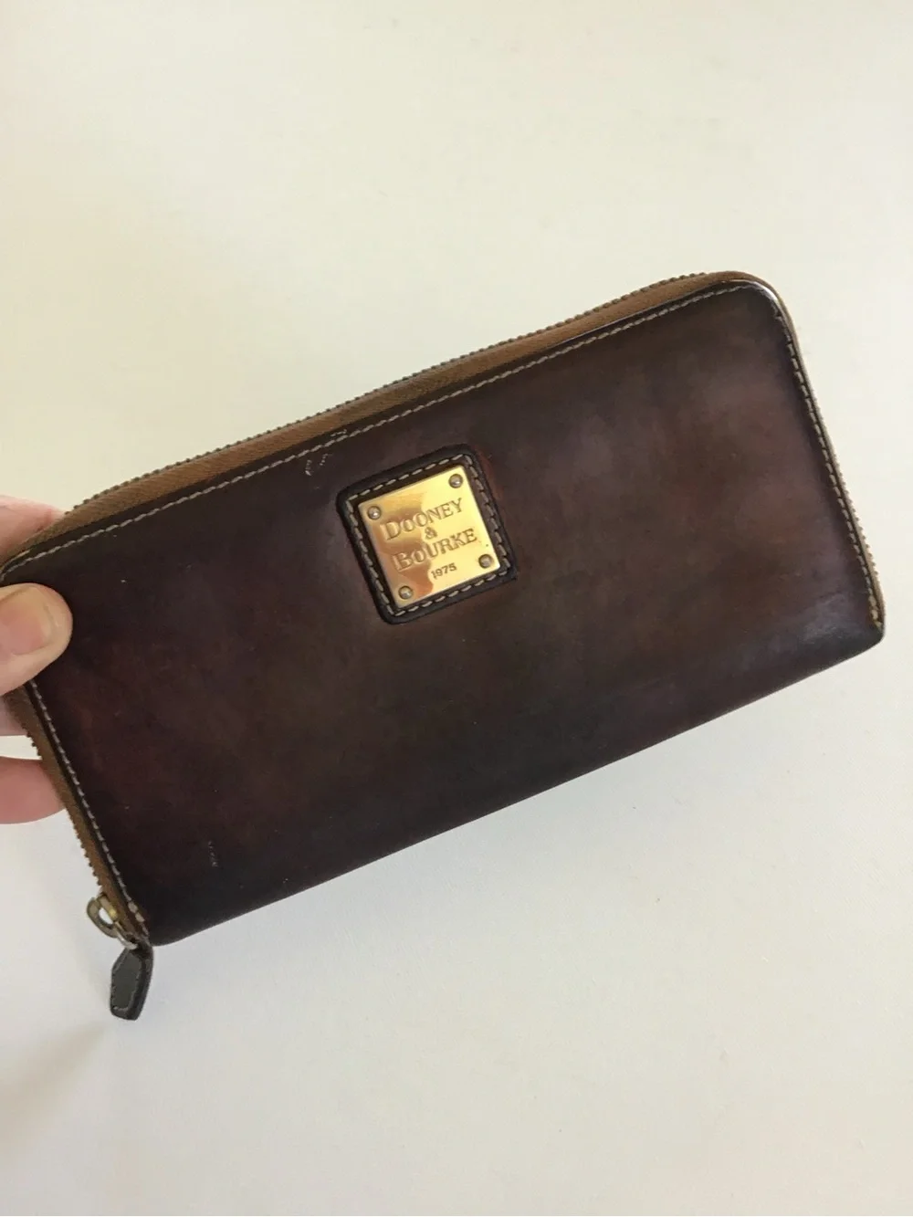 Vintage Dooney & Bourke Florentine Leather Zip Around Wallet Brown